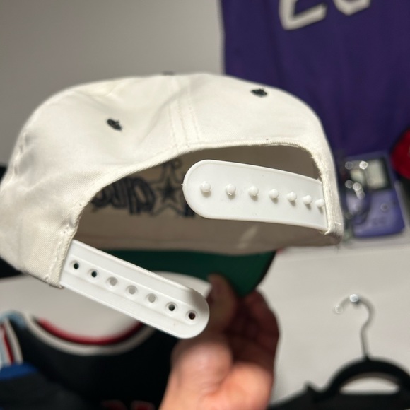 Sports specialties magic hat - Picture 5 of 5